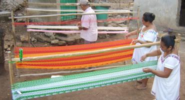 Green Caribbean Hammock Chair for Nature-Inspired Comfort