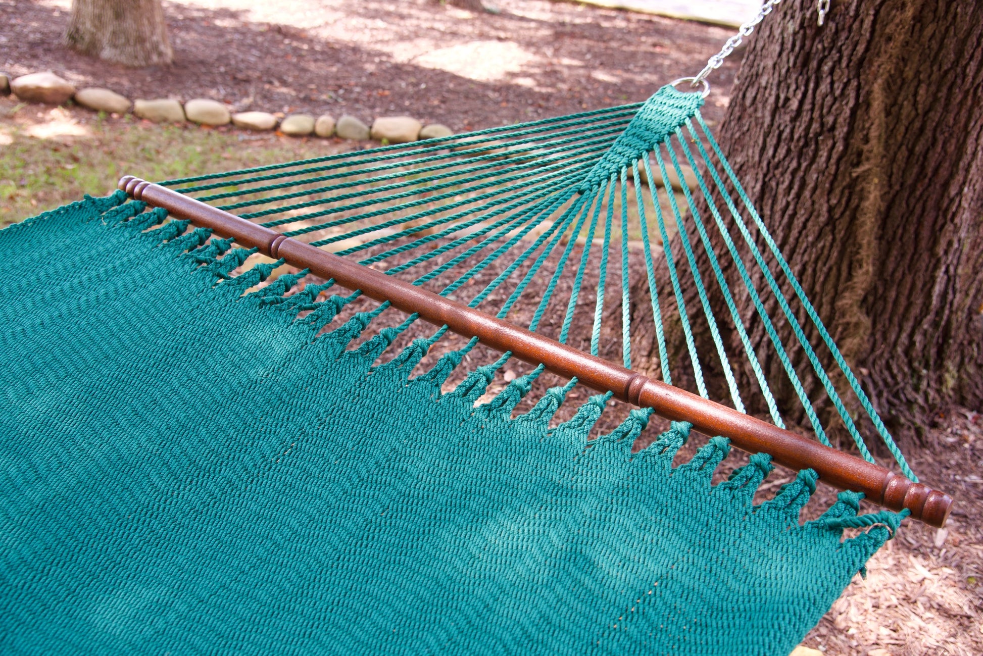 Hardwood spreader bar and fanned end cords on the Green Jumbo Caribbean Hammock