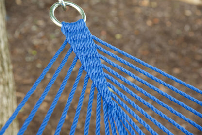 Close view of the O-ring and gathered Dark Blue end cords of the Jumbo Rope Hammock.